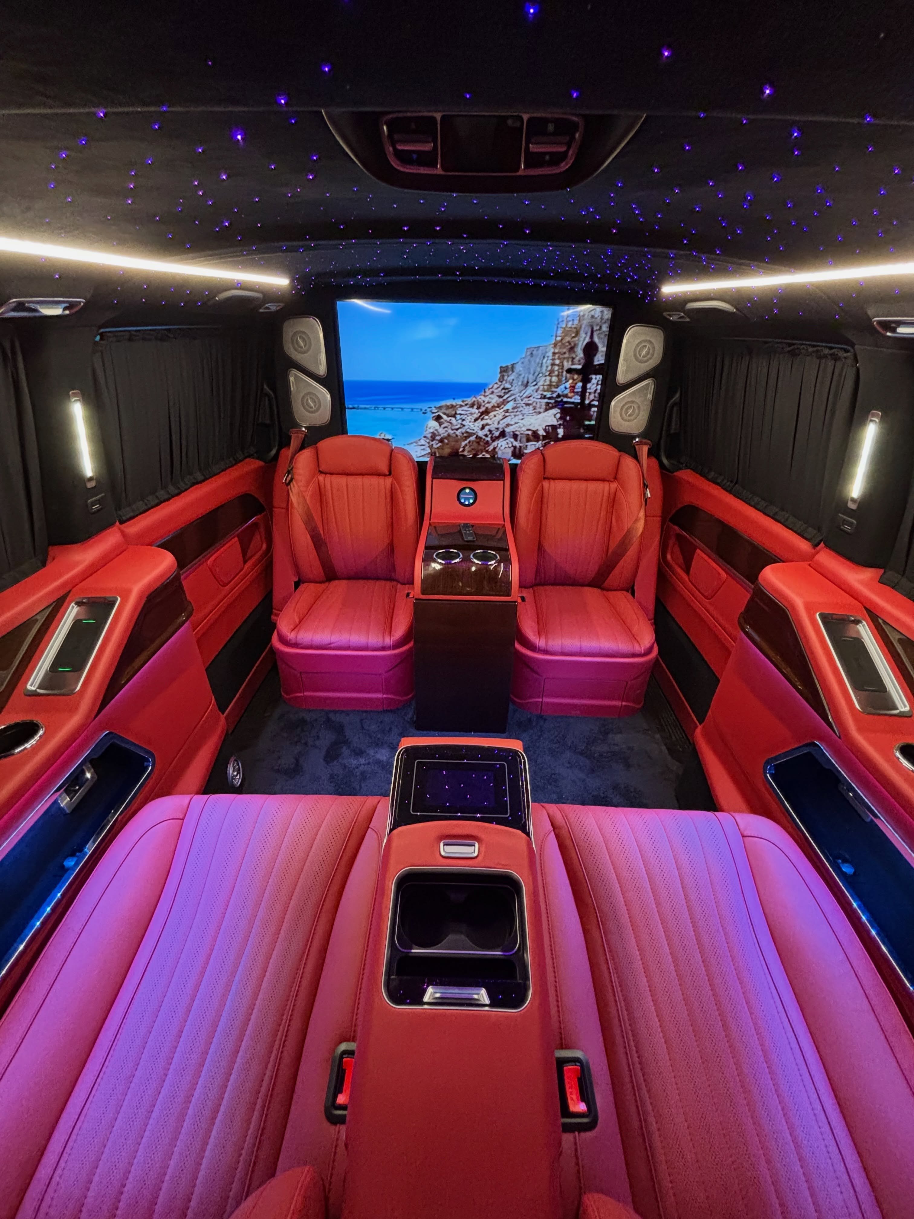 Mercedes-Benz Vito VIP Maybach Design - Görsel 1